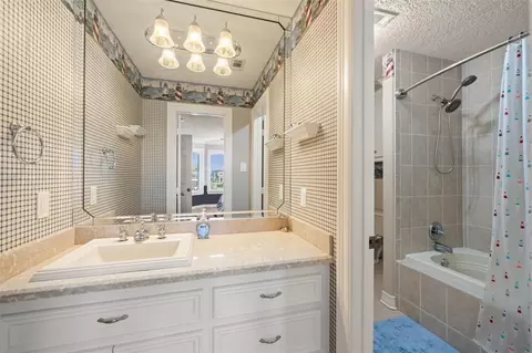 Bath - 12200 Pebble View Dr, Conroe, TX 77304 photo 4 of 6