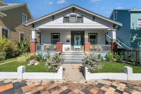 1520 Avenue K, Galveston, TX 77550