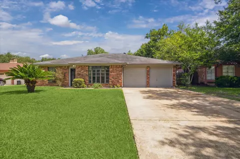 2717 Parrott Ave, Rosenberg, TX 77471