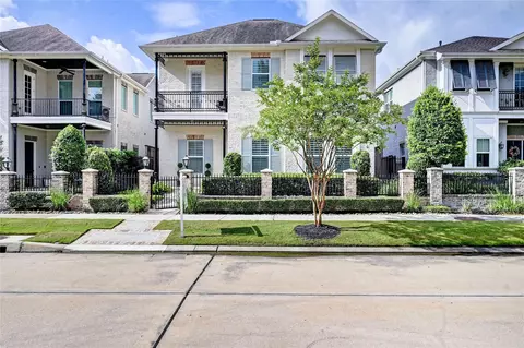 131 Mcgoey Cir, Shenandoah, TX 77384
