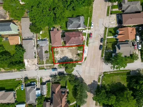 3301 Holman St, Houston, TX 77004
