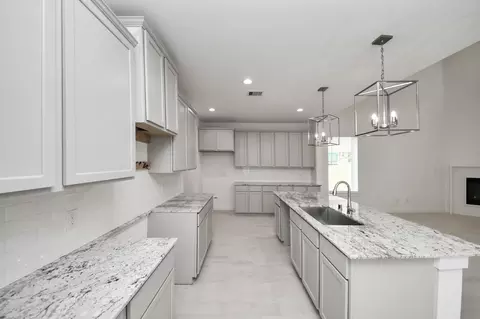 Kitchen - 24606 Broad Park Ct, Spring, TX 77373 photo 2 of 4