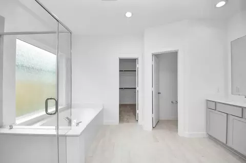 Bath - 24606 Broad Park Ct, Spring, TX 77373 photo 1 of 5