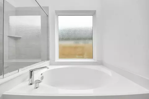 Bath - 24606 Broad Park Ct, Spring, TX 77373 photo 2 of 5