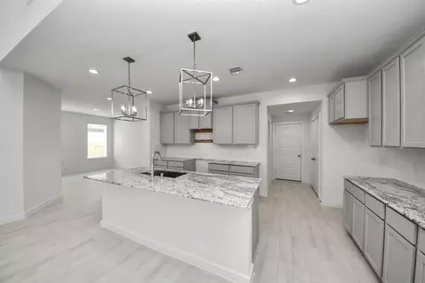 Kitchen - 24606 Broad Park Ct, Spring, TX 77373 photo 4 of 4