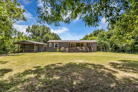 1305 W 1st St, Groveton, TX 75845