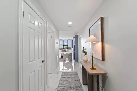 651 Bering Dr #303, Houston, TX 77057