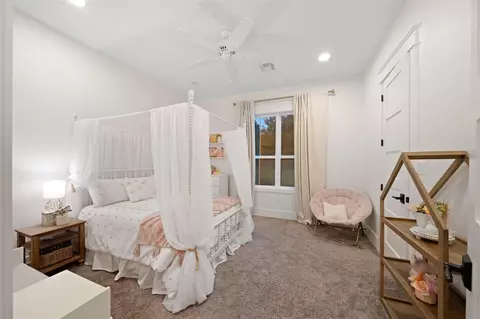 Bedroom - 27201 Double Culvert Rd, Hempstead, TX 77445 photo 6 of 7