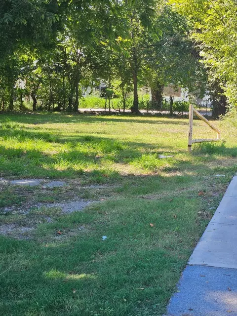 3300 Rosalie St, Houston, TX 77004