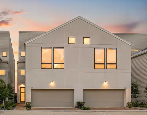 2819 Decker Pl, Houston, TX 77003