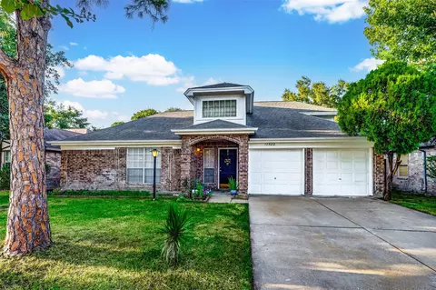 17522 Masonridge Dr, Houston, TX 77095