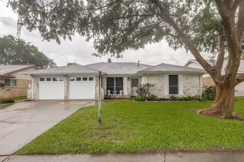 1917 New Orleans St, Deer Park, TX 77536