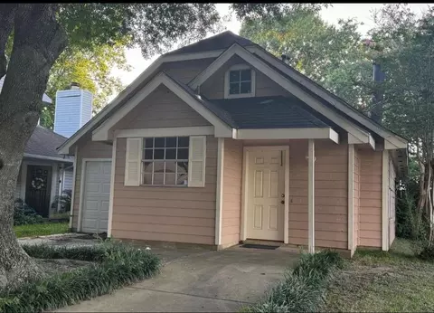 1806 Green Gate Dr, Rosenberg, TX 77471