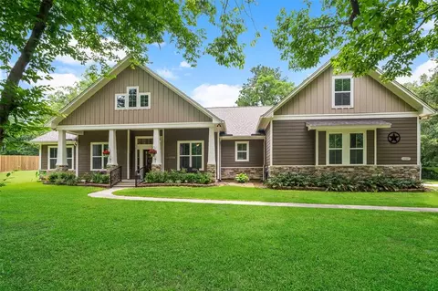11107 Jake Pearson Rd, Conroe, TX 77304 photo 1