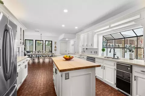 Kitchen - 16023 Mickleham Dr, Spring, TX 77379 photo 4 of 4