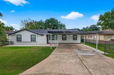1246 Mitchell Rd, Houston, TX 77037