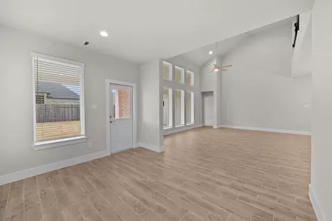 Living - 192 Upland Dr, Waller, TX 77484 photo 5 of 5