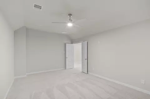 Bedroom - 192 Upland Dr, Waller, TX 77484 photo 6 of 12