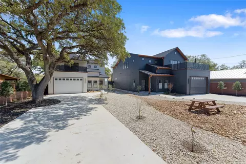 2854-2858 Lakeshore Dr, Canyon Lake, TX 78133