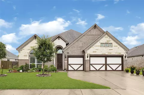 4612 Fisher Dr, Pearland, TX 77584