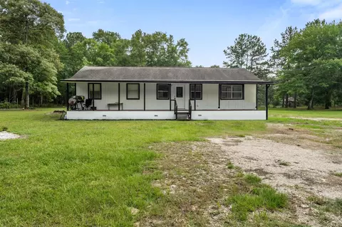 541 Trails End Dr, Cleveland, TX 77328