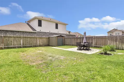 Exterior - 16906 Rich Pines Dr, Conroe, TX 77302 photo 5 of 6
