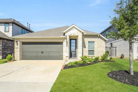 2450 Rosemary Sage Dr, Brookshire, TX 77423