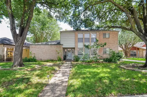 9115 Chesney Downs Dr, Houston, TX 77083