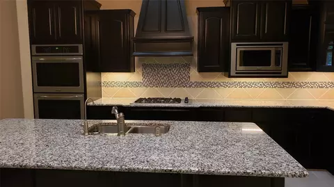 Kitchen - 9014 Meacom Dr, Conroe, TX 77384 photo 6 of 6