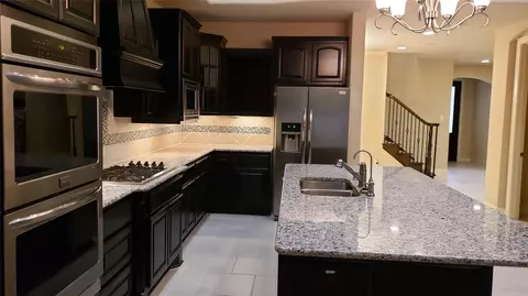 Kitchen - 9014 Meacom Dr, Conroe, TX 77384 photo 3 of 6
