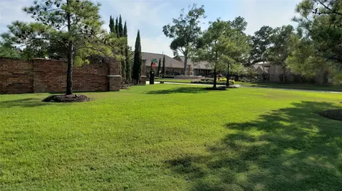 Exterior - 9014 Meacom Dr, Conroe, TX 77384 photo 4 of 5
