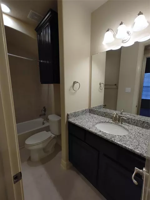 Bath - 9014 Meacom Dr, Conroe, TX 77384 photo 3 of 5