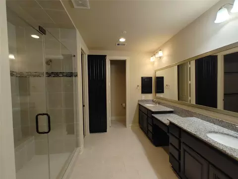 Bath - 9014 Meacom Dr, Conroe, TX 77384 photo 2 of 5