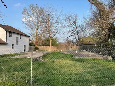 0 Tuskegee St, Houston, TX 77091