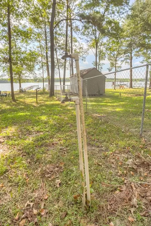 163 Deerwood Trl, Trinity, TX 75862 photo 9