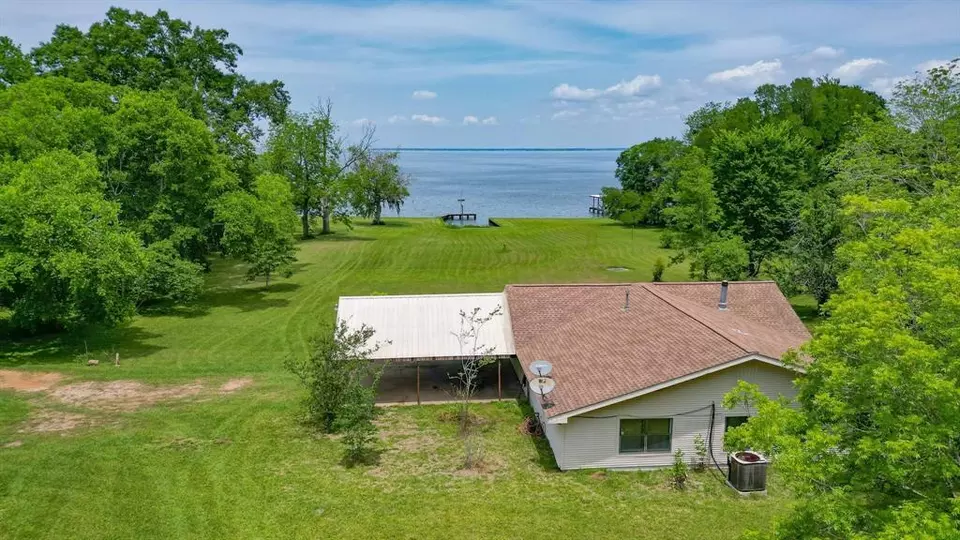 View/Area - 980 Hill Farm Rd, Coldspring, TX 77331 photo 3 of 5