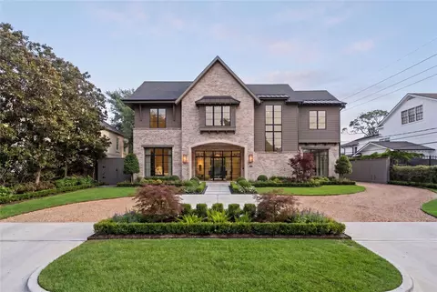 827 Rocky River Rd, Houston, TX 77056