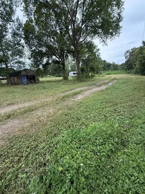 606 Highway 90, Ames, TX 77575 photo 5