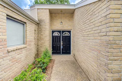 Entry Way - 1063 Apache Falls Dr, Katy, TX 77450 photo 1 of 3