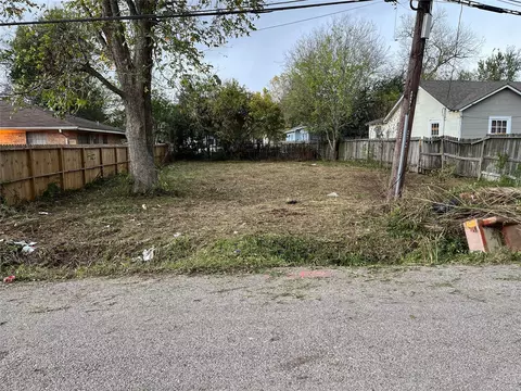 4043 Europa St, Houston, TX 77022
