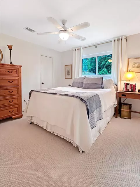 Bedroom - 6510 Twin Leaf Dr, Spring, TX 77379 photo 2 of 4