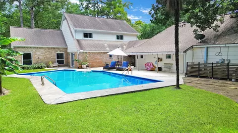 Exterior - 6510 Twin Leaf Dr, Spring, TX 77379 photo 3 of 11