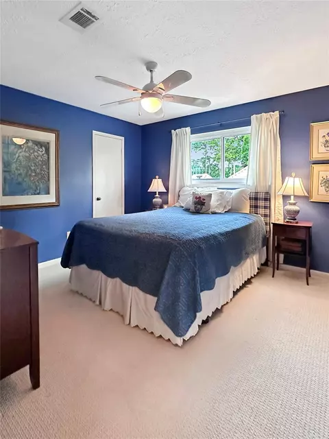 Bedroom - 6510 Twin Leaf Dr, Spring, TX 77379 photo 3 of 4