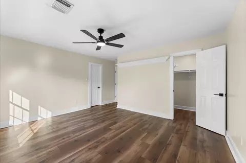 Bedroom - 6330 N Borg Breakpoint Dr N, Spring, TX 77379 photo 4 of 6