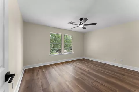 Bedroom - 6330 N Borg Breakpoint Dr N, Spring, TX 77379 photo 6 of 6