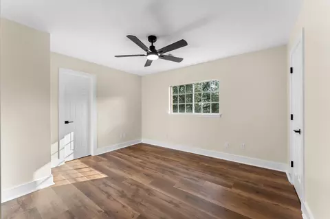 Bedroom - 6330 N Borg Breakpoint Dr N, Spring, TX 77379 photo 5 of 6