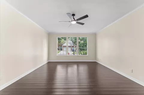 Living - 6330 N Borg Breakpoint Dr N, Spring, TX 77379 photo 8 of 10