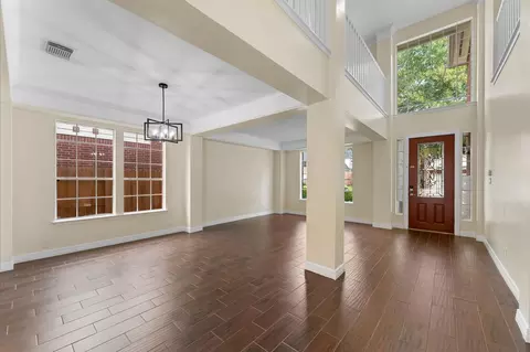 Living - 6330 N Borg Breakpoint Dr N, Spring, TX 77379 photo 1 of 10