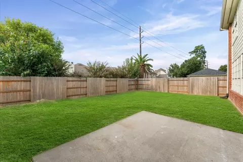 Exterior - 6330 N Borg Breakpoint Dr N, Spring, TX 77379 photo 5 of 6