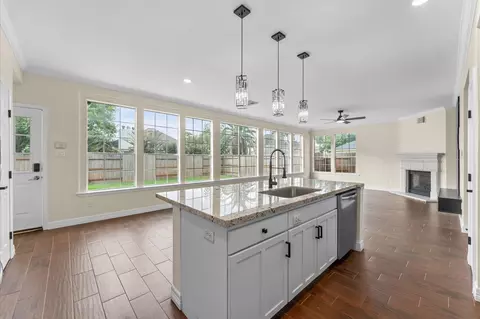 Other - 6330 N Borg Breakpoint Dr N, Spring, TX 77379 photo 2 of 6